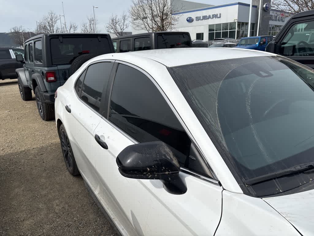 2019 Toyota Camry SE