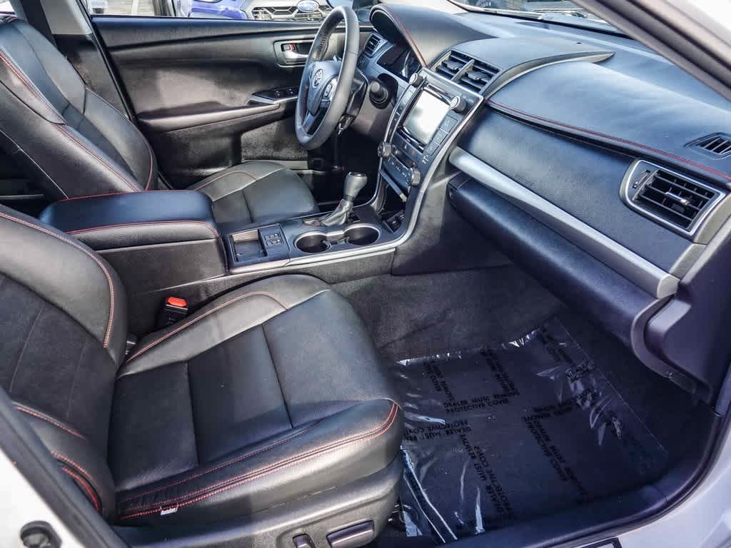 2017 Toyota Camry XSE