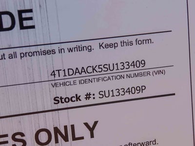 2025 Toyota Camry SE