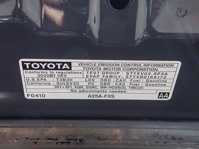 2025 Toyota Camry SE