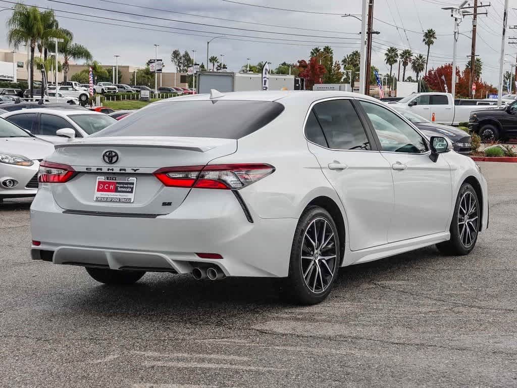2023 Toyota Camry SE
