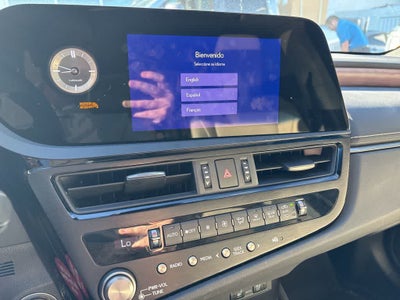 2025 Lexus ES ES 300h FWD