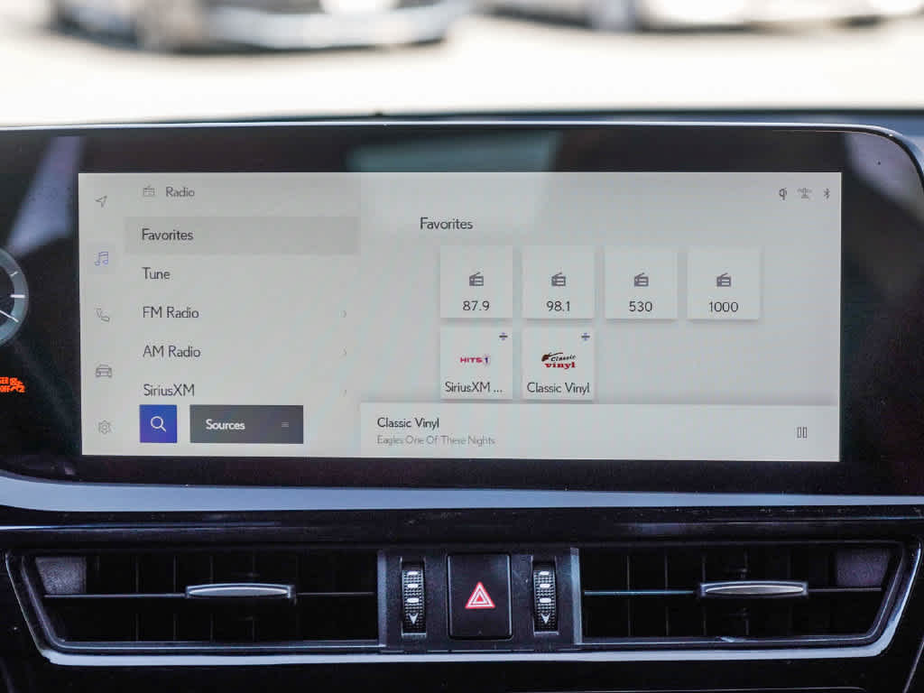 2024 Lexus ES 350 F SPORT Handling