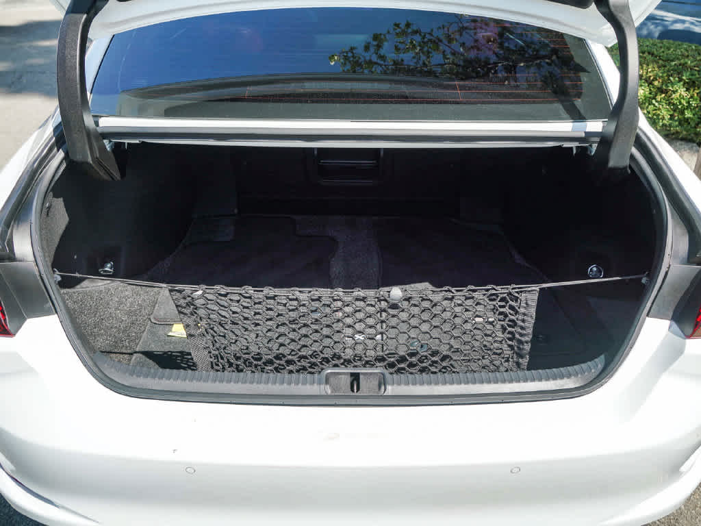2024 Lexus ES 350 F SPORT Handling