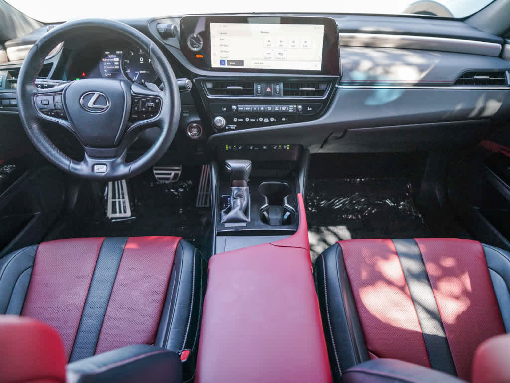 2024 Lexus ES 350 F SPORT Handling