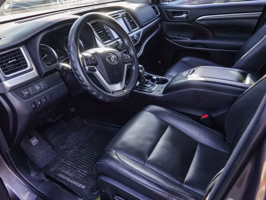 2018 Toyota Highlander Limited Platinum
