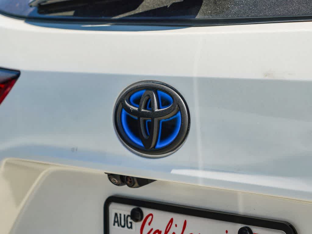 2023 Toyota Highlander Hybrid Platinum