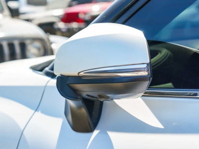 2023 Toyota Highlander Hybrid Platinum