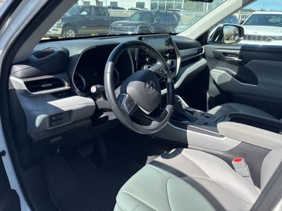 2021 Toyota Highlander XLE