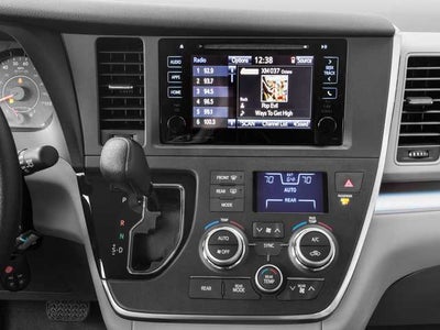 2017 Toyota Sienna LE 8 Passenger