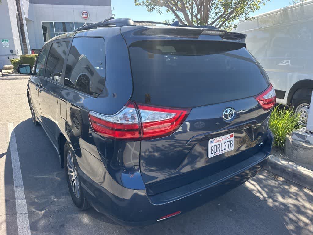 2018 Toyota Sienna XLE Premium