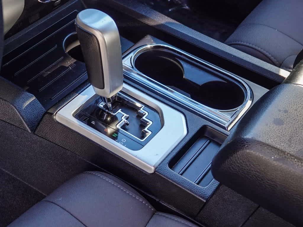 2015 Toyota Tundra SR5 5.7L V8