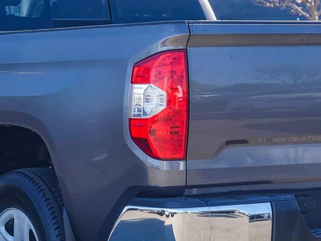 2015 Toyota Tundra SR5 5.7L V8