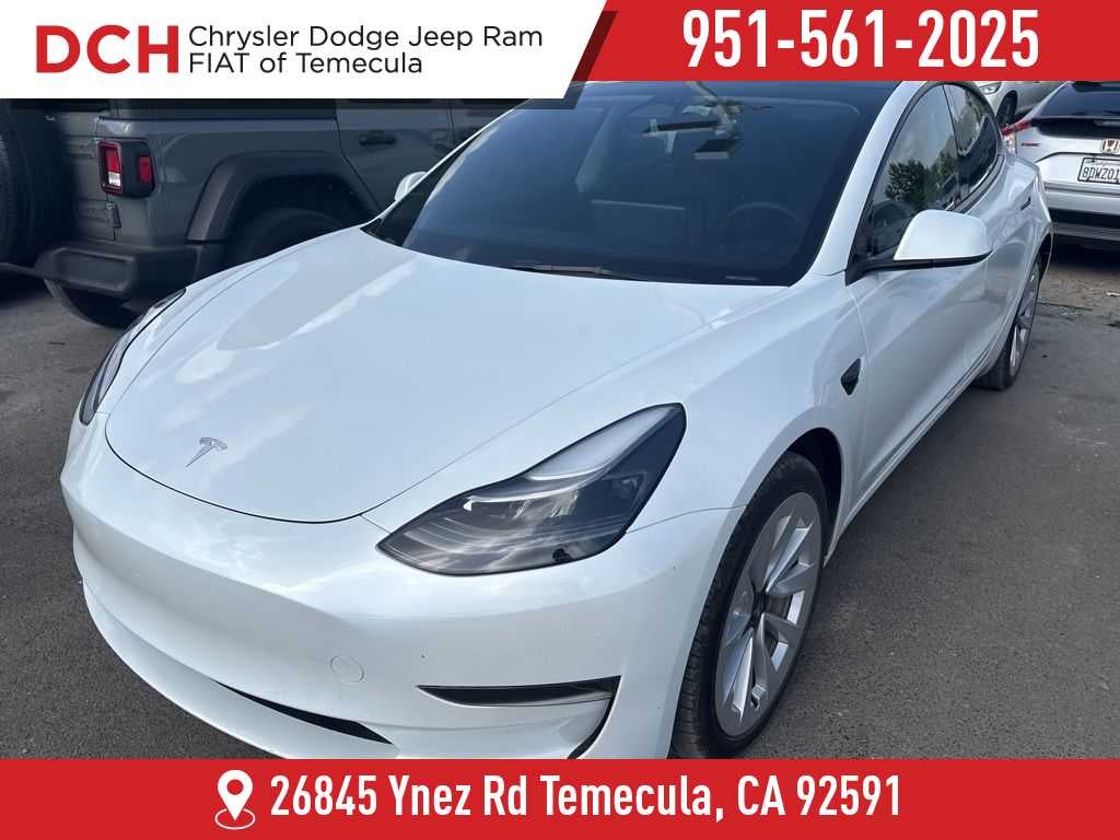 2023 Tesla Model 3 -'s photo