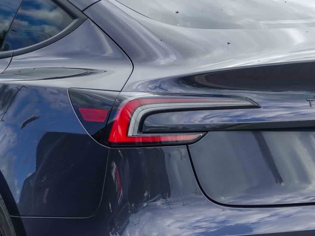 2024 Tesla Model 3 Rear-Wheel Drive