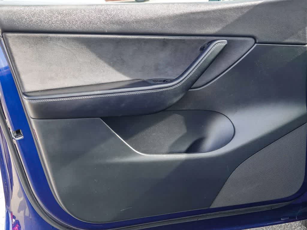 2021 Tesla Model Y Standard Range Rear-Wheel Drive