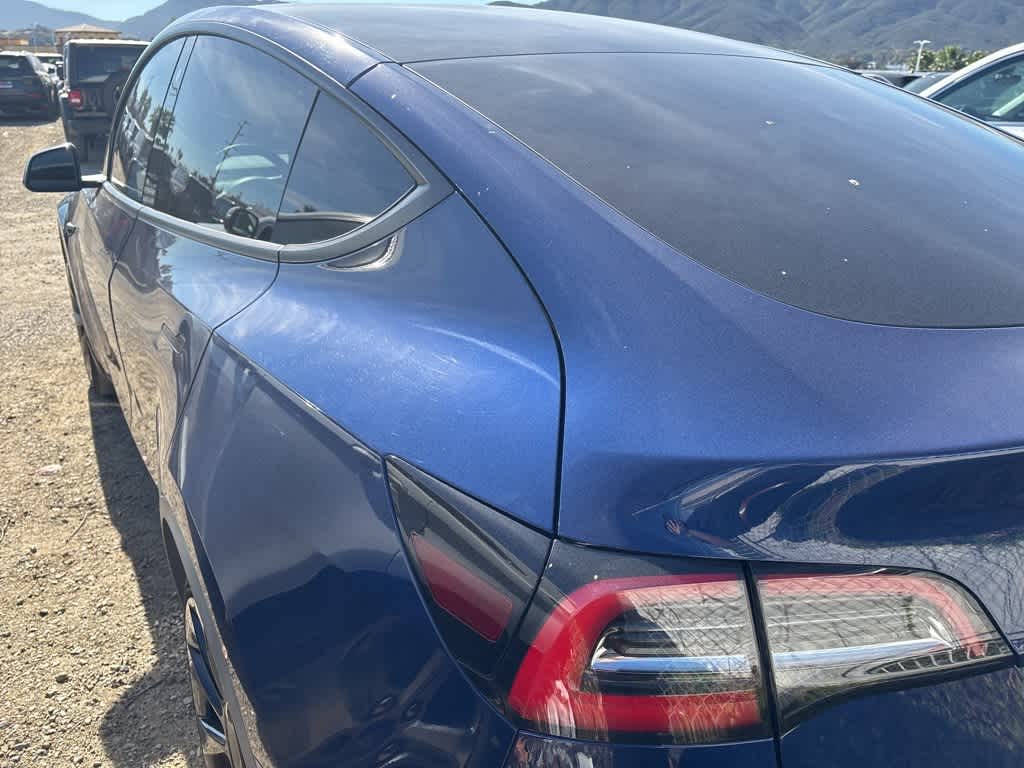 2021 Tesla Model Y Standard Range Rear-Wheel Drive