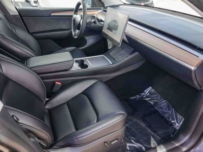 2024 Tesla Model Y Long Range Dual Motor All-Wheel Drive