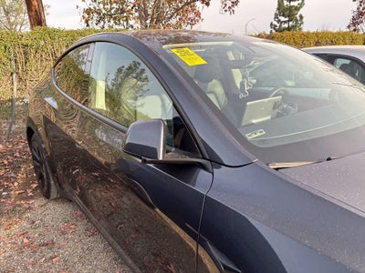 2024 Tesla Model Y Long Range Dual Motor All-Wheel Drive