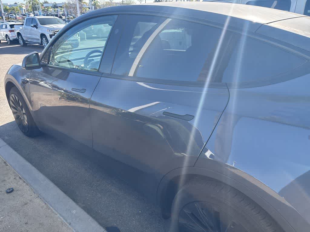 2023 Tesla Model Y Long Range Dual Motor All-Wheel Drive