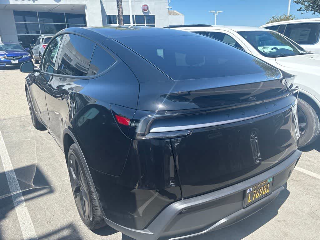 2026 Tesla Model Y Premium
