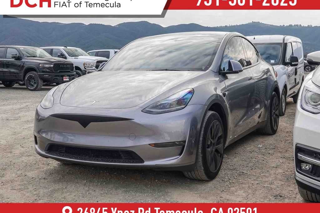 2025 Tesla Model Y Long Range Dual Motor Rear-Wheel Drive
