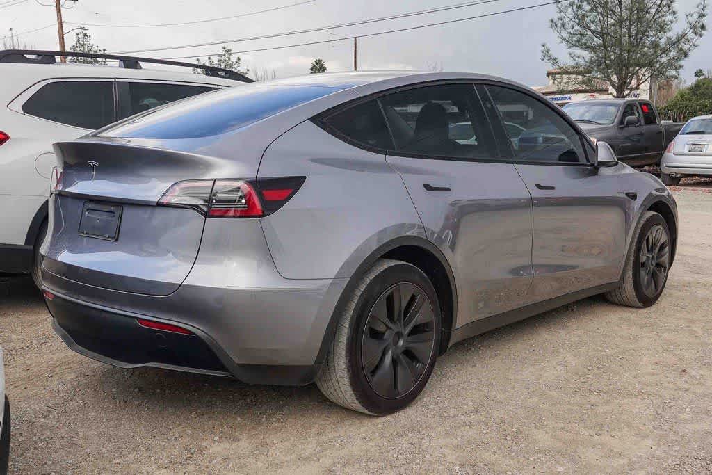 2025 Tesla Model Y Long Range Dual Motor Rear-Wheel Drive