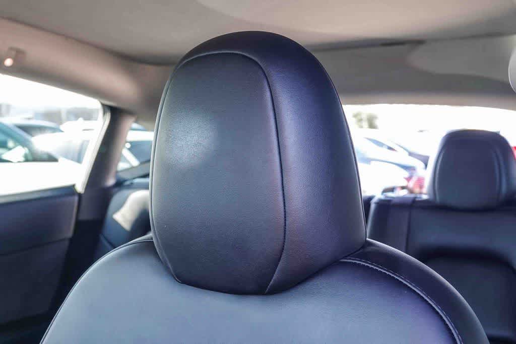 2025 Tesla Model Y Long Range Dual Motor Rear-Wheel Drive