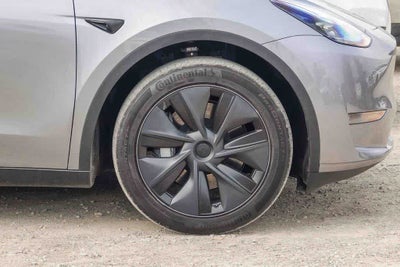 2025 Tesla Model Y Long Range Dual Motor Rear-Wheel Drive