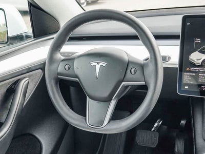 2025 Tesla Model Y Long Range Dual Motor Rear-Wheel Drive