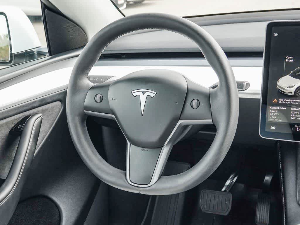 2025 Tesla Model Y Long Range Dual Motor Rear-Wheel Drive