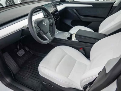 2025 Tesla Model Y Long Range Dual Motor Rear-Wheel Drive