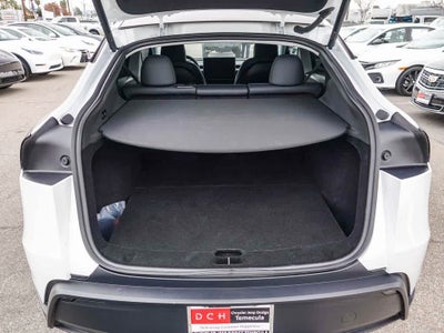 2026 Tesla Model Y Premium Rear-Wheel Drive