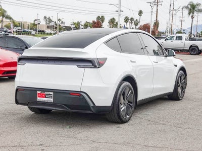 2026 Tesla Model Y Premium Rear-Wheel Drive