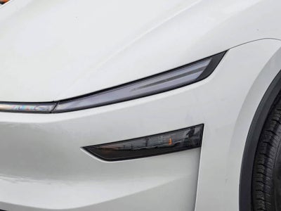 2026 Tesla Model Y Premium Rear-Wheel Drive