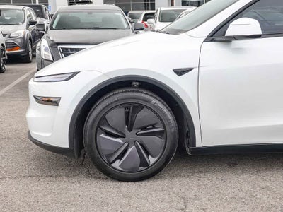 2026 Tesla Model Y Premium Rear-Wheel Drive