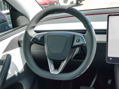 2026 Tesla Model Y Standard Rear-Wheel Drive