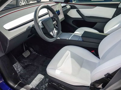 2026 Tesla Model Y Standard Rear-Wheel Drive