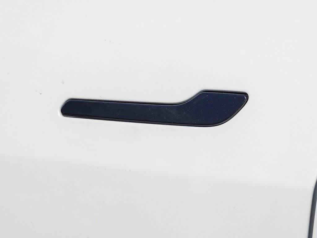 2024 Tesla Model Y RWD