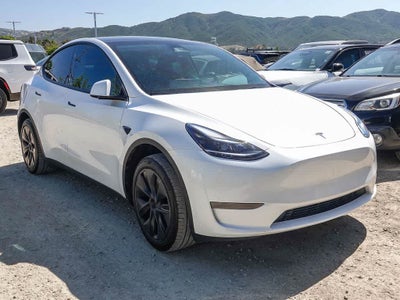 2024 Tesla Model Y RWD