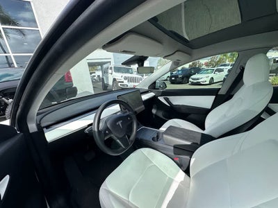2022 Tesla Model Y Long Range