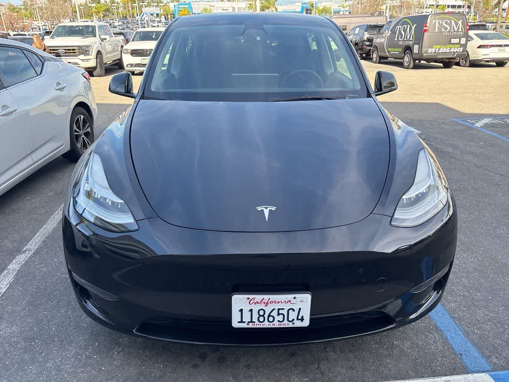 2022 Tesla Model Y Long Range Dual Motor All-Wheel Drive