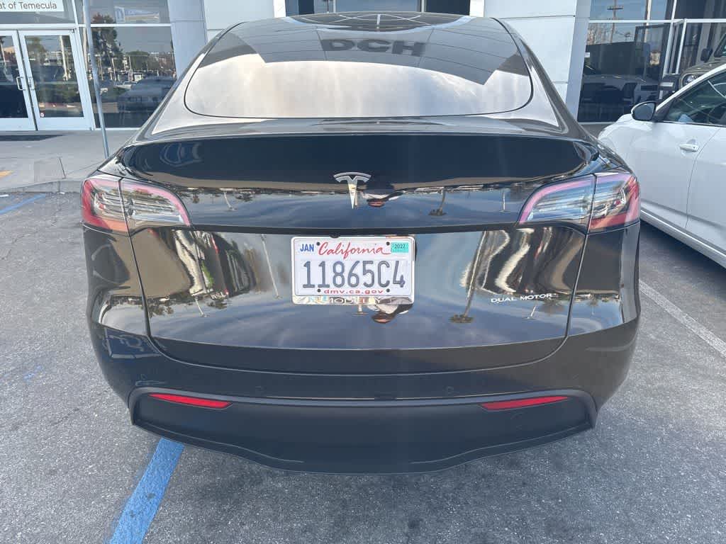 2022 Tesla Model Y Long Range Dual Motor All-Wheel Drive