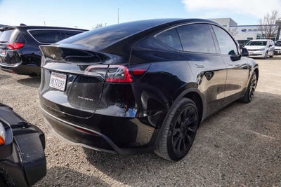 2022 Tesla Model Y Long Range Dual Motor All-Wheel Drive
