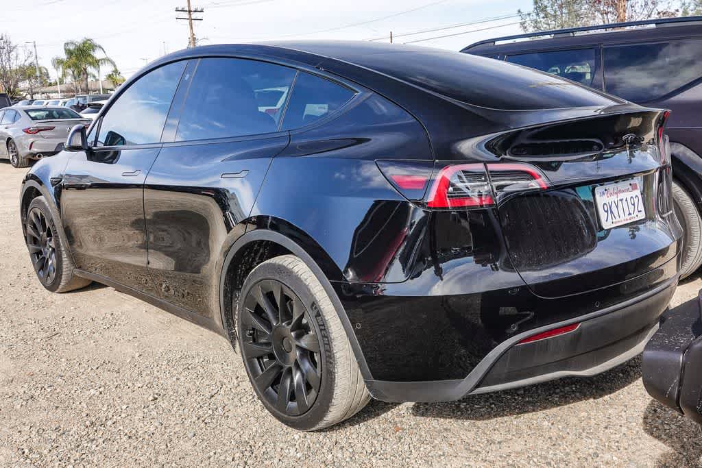 2022 Tesla Model Y Long Range Dual Motor All-Wheel Drive