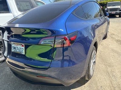 2024 Tesla Model Y Long Range Dual Motor All-Wheel Drive