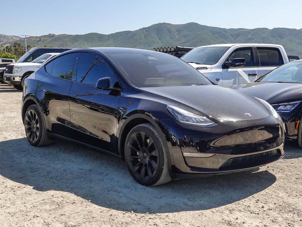 2023 Tesla Model Y Long Range Dual Motor All-Wheel Drive