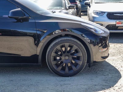 2023 Tesla Model Y Long Range Dual Motor All-Wheel Drive