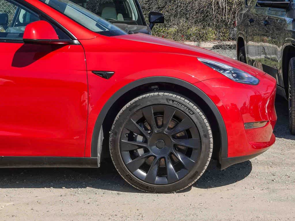 2023 Tesla Model Y Long Range Dual Motor All-Wheel Drive