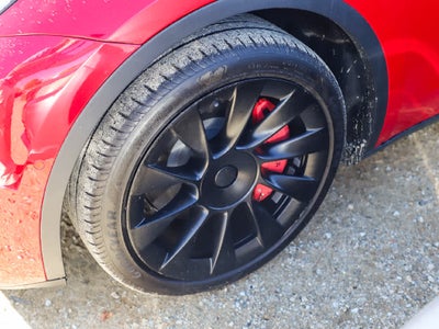 2022 Tesla Model Y Long Range Dual Motor All-Wheel Drive